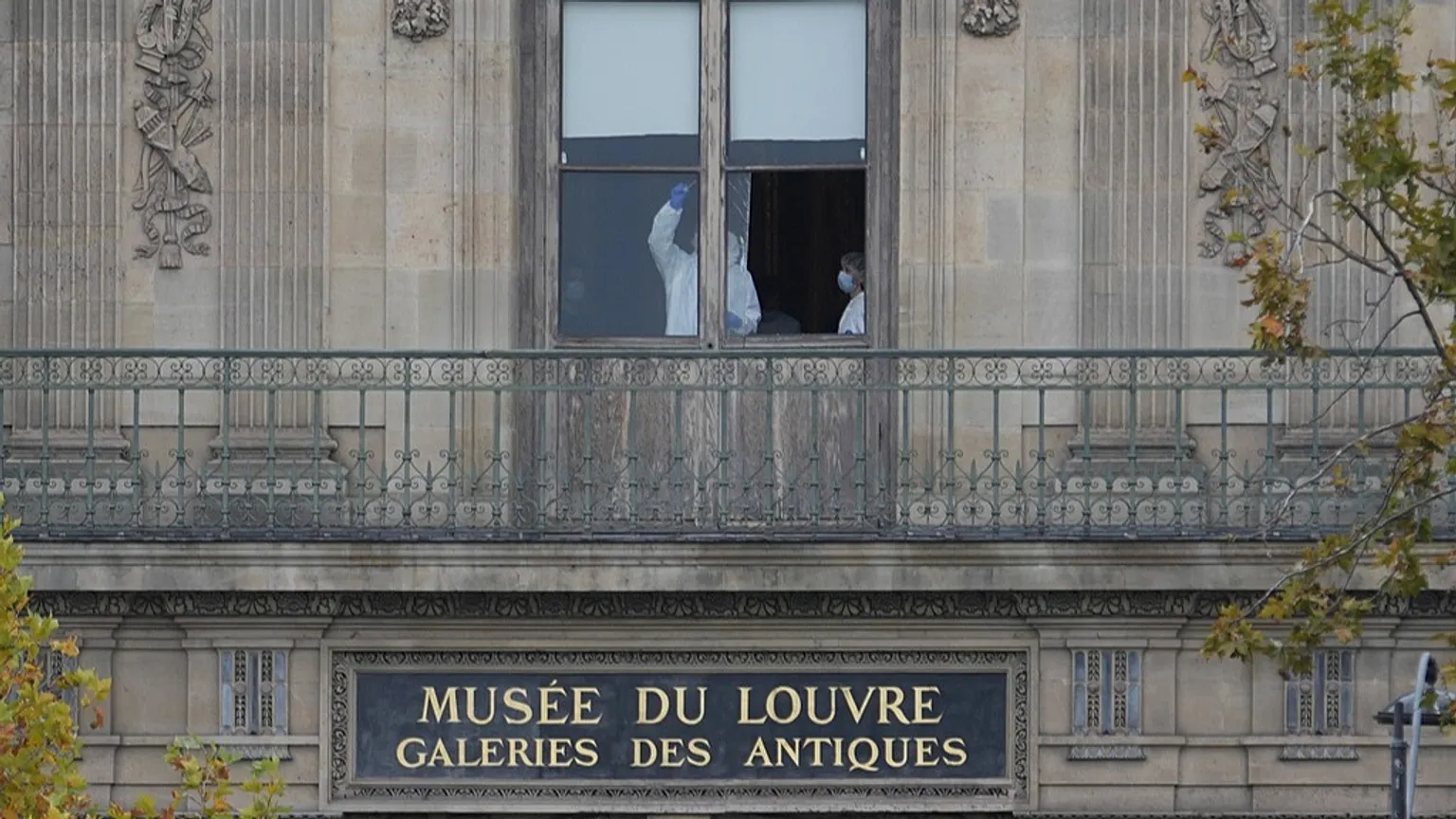 Illustration article Vol au Louvre : disparition d’objets d’art aux yeux du monde